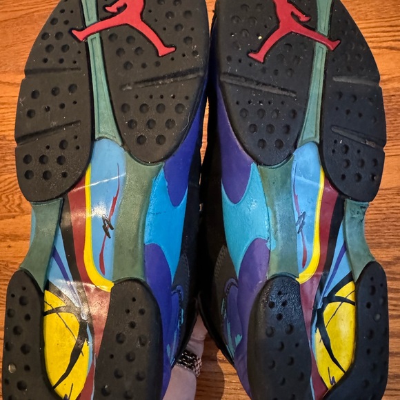 Jordan 8 - Picture 5 of 5